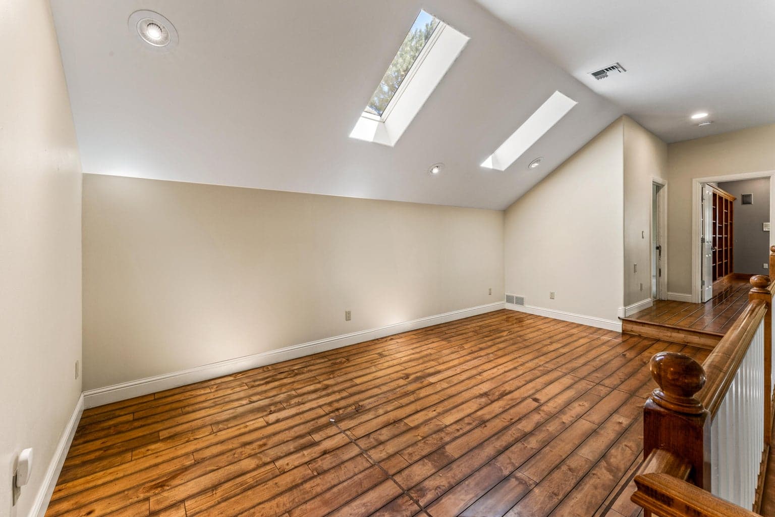Photo of 540 S Pine Street 26 of 38