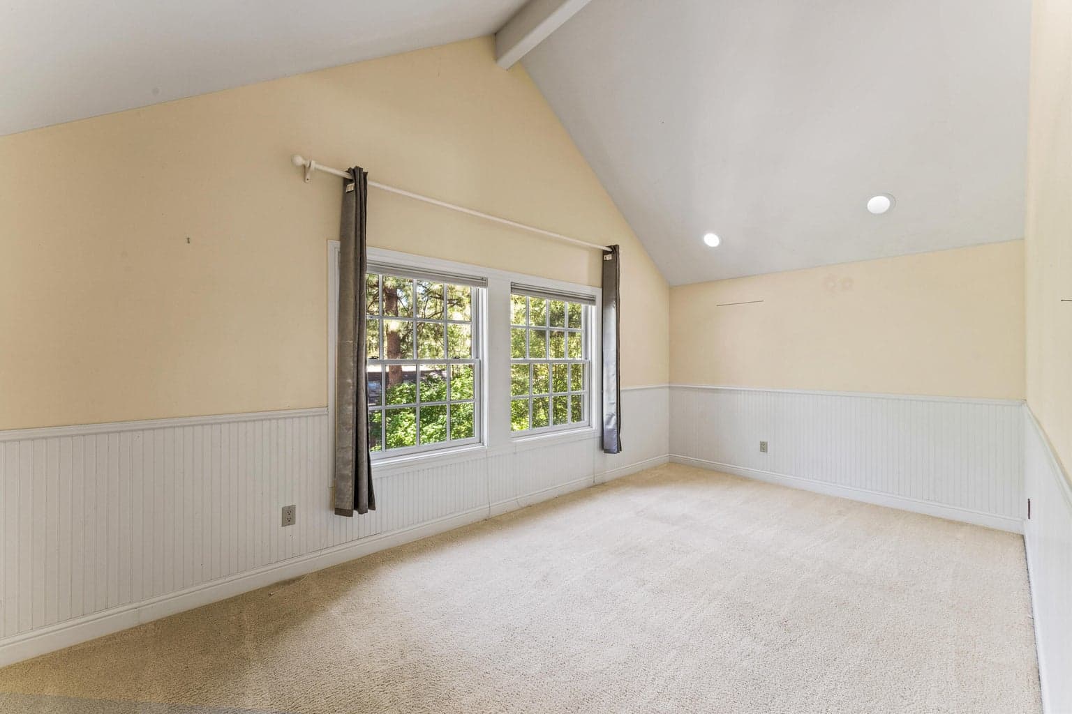 Photo of 540 S Pine Street 29 of 38