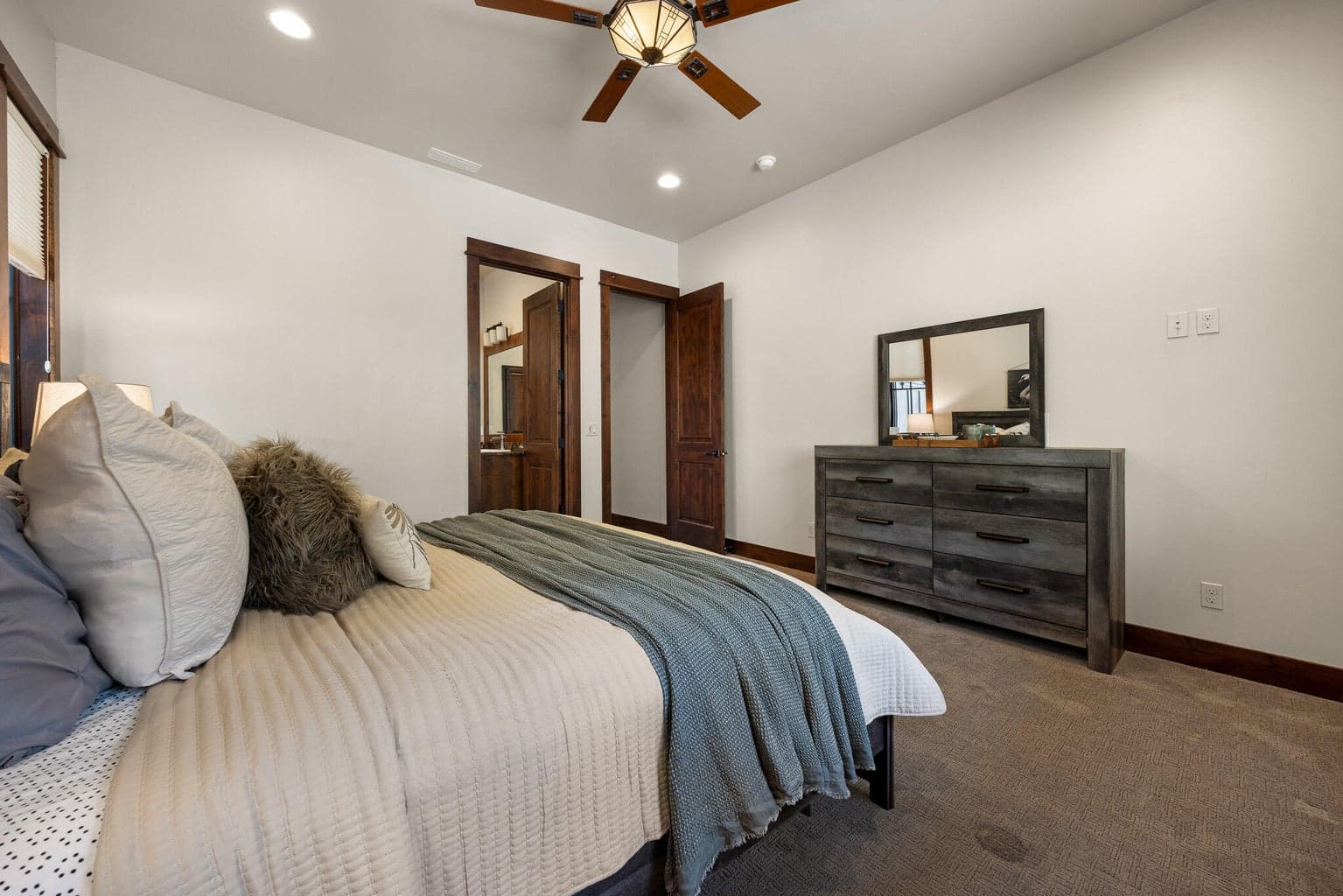Photo of 3157 NW Shevlin Meadow Drive 25 of 52
