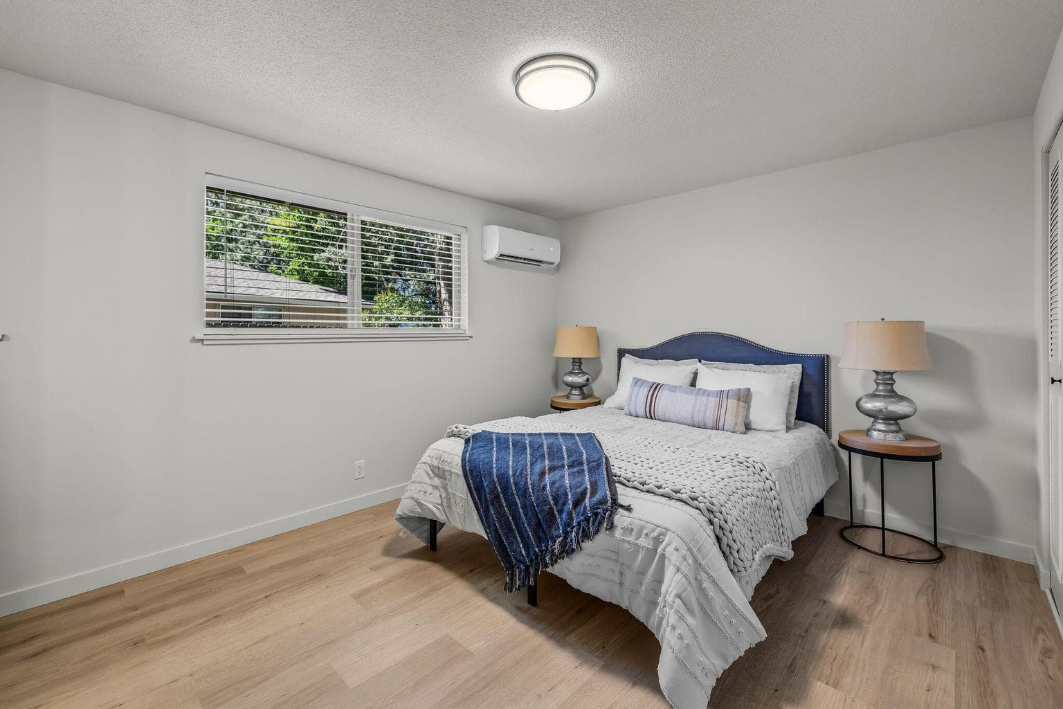 Photo of 20368 Fairway Drive 13 of 29