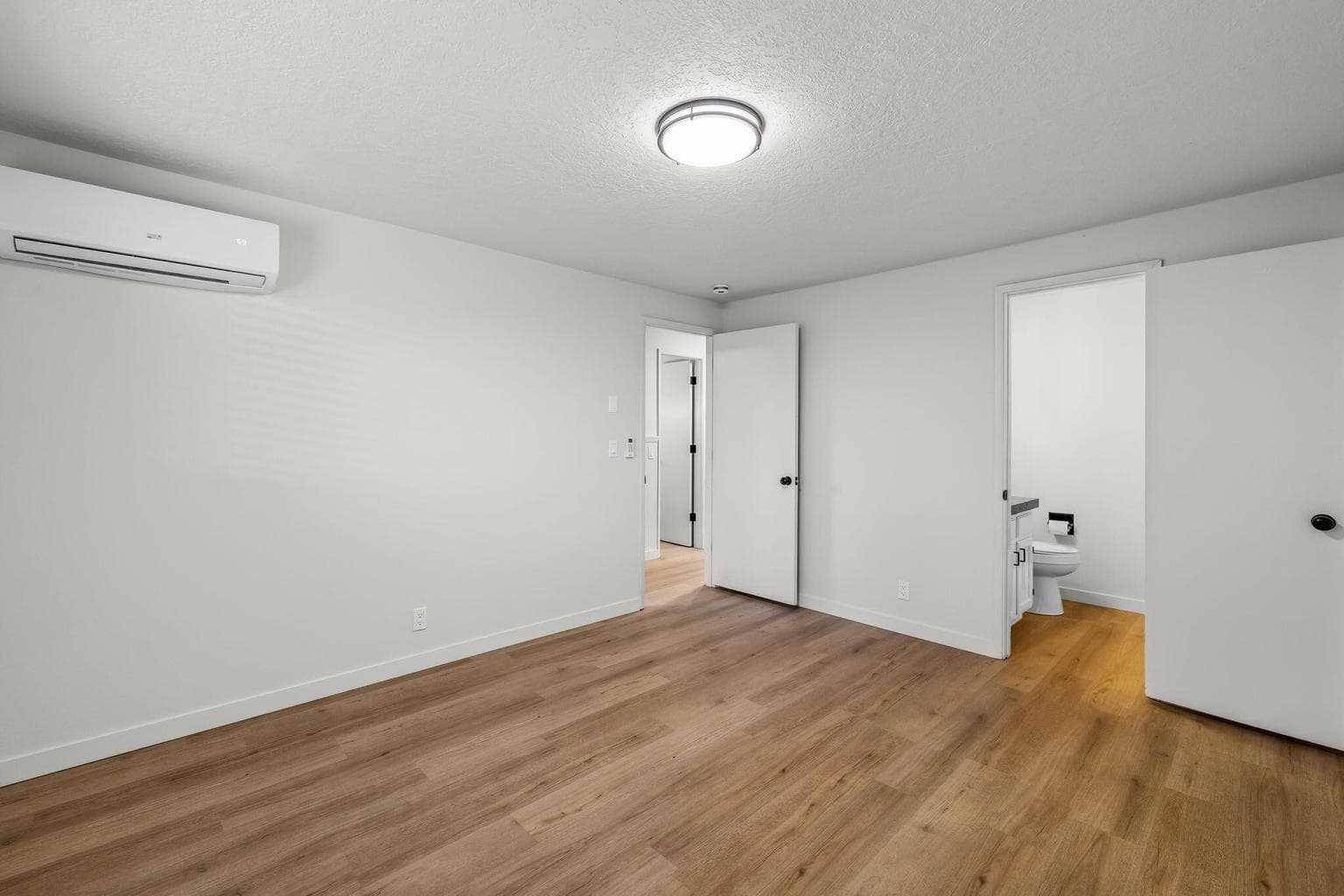 Photo of 20368 Fairway Drive 22 of 29