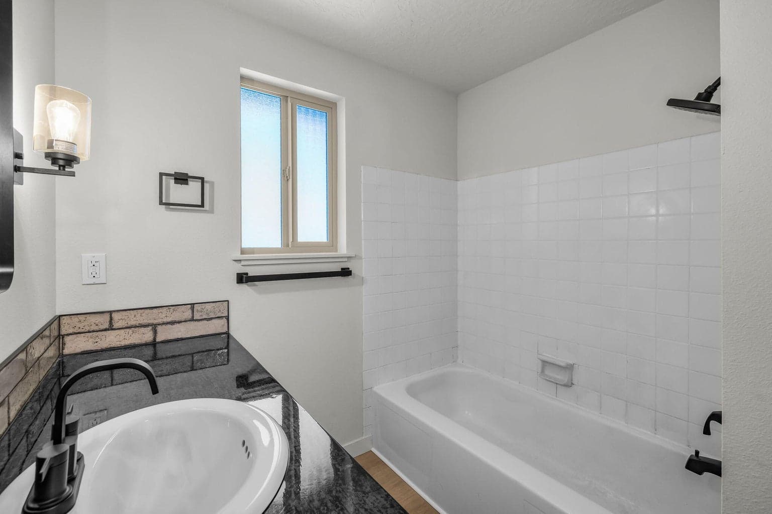 Photo of 20368 Fairway Drive 21 of 29