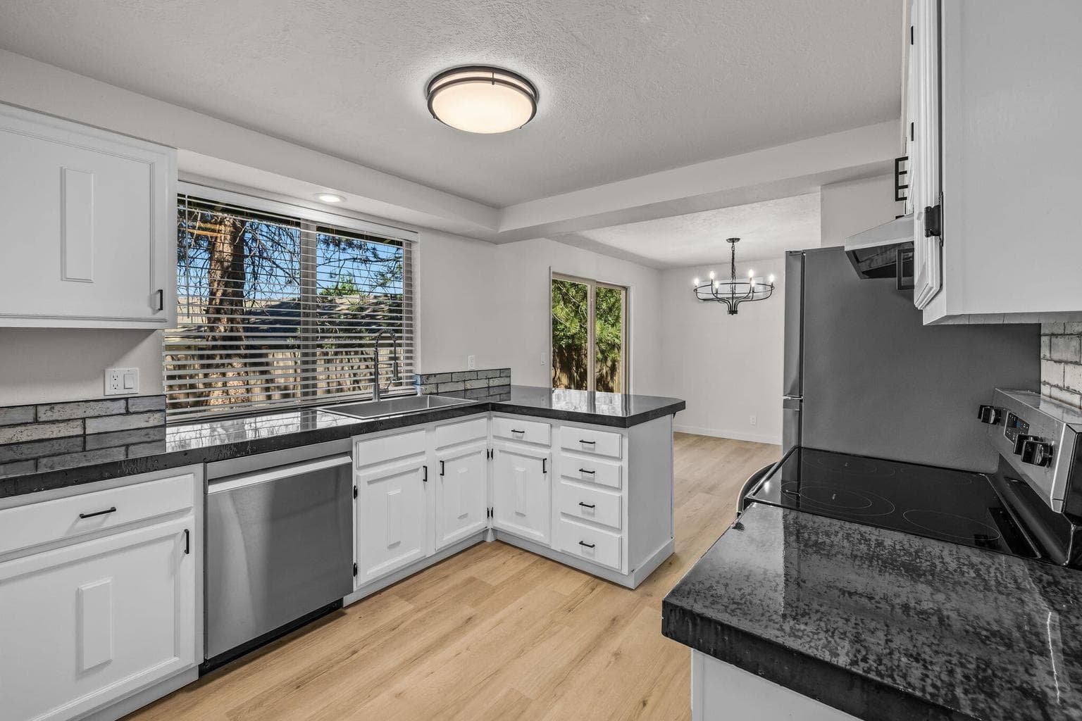 Photo of 20368 Fairway Drive 15 of 29