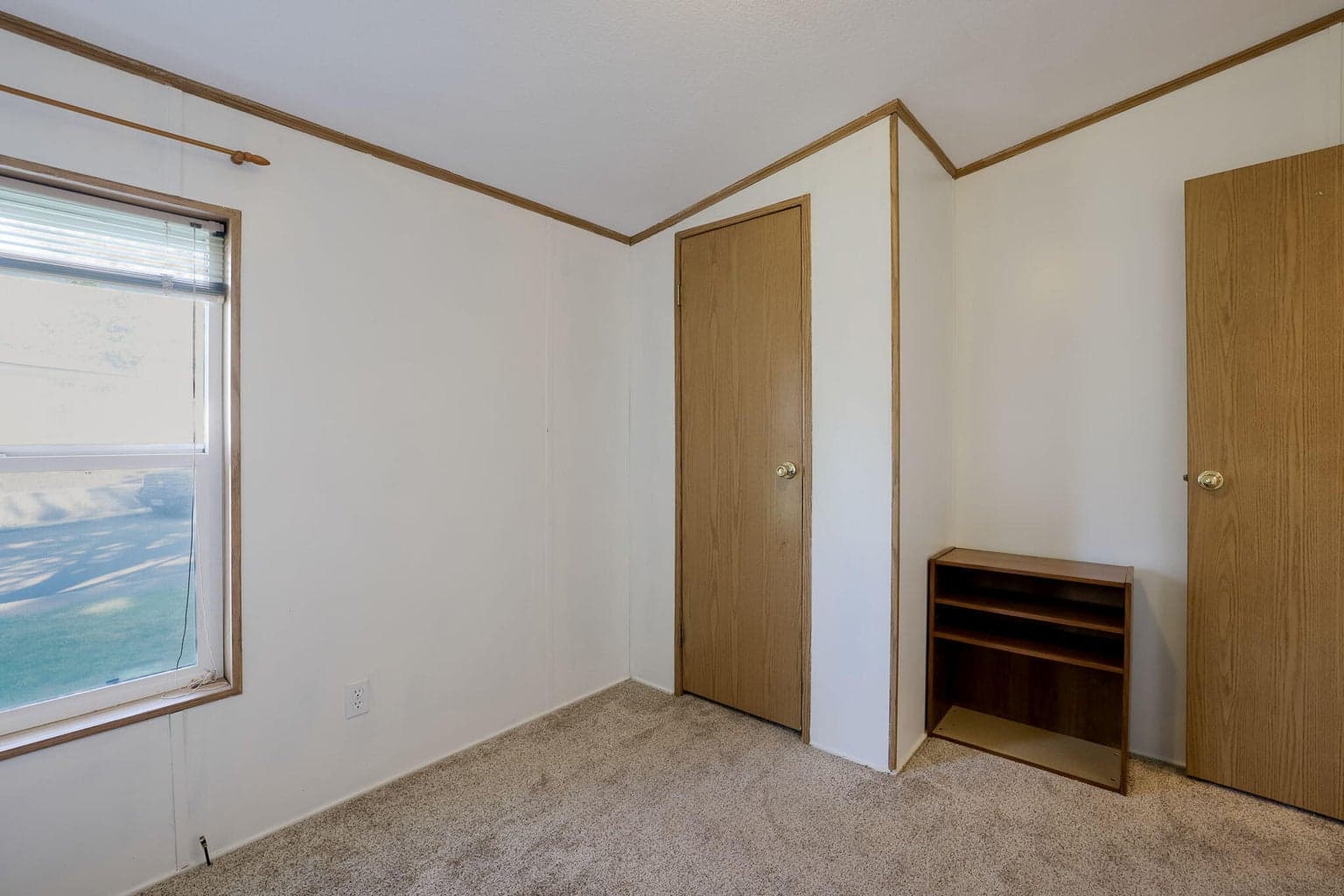 Photo of 61000 Brosterhous Road 18 of 29
