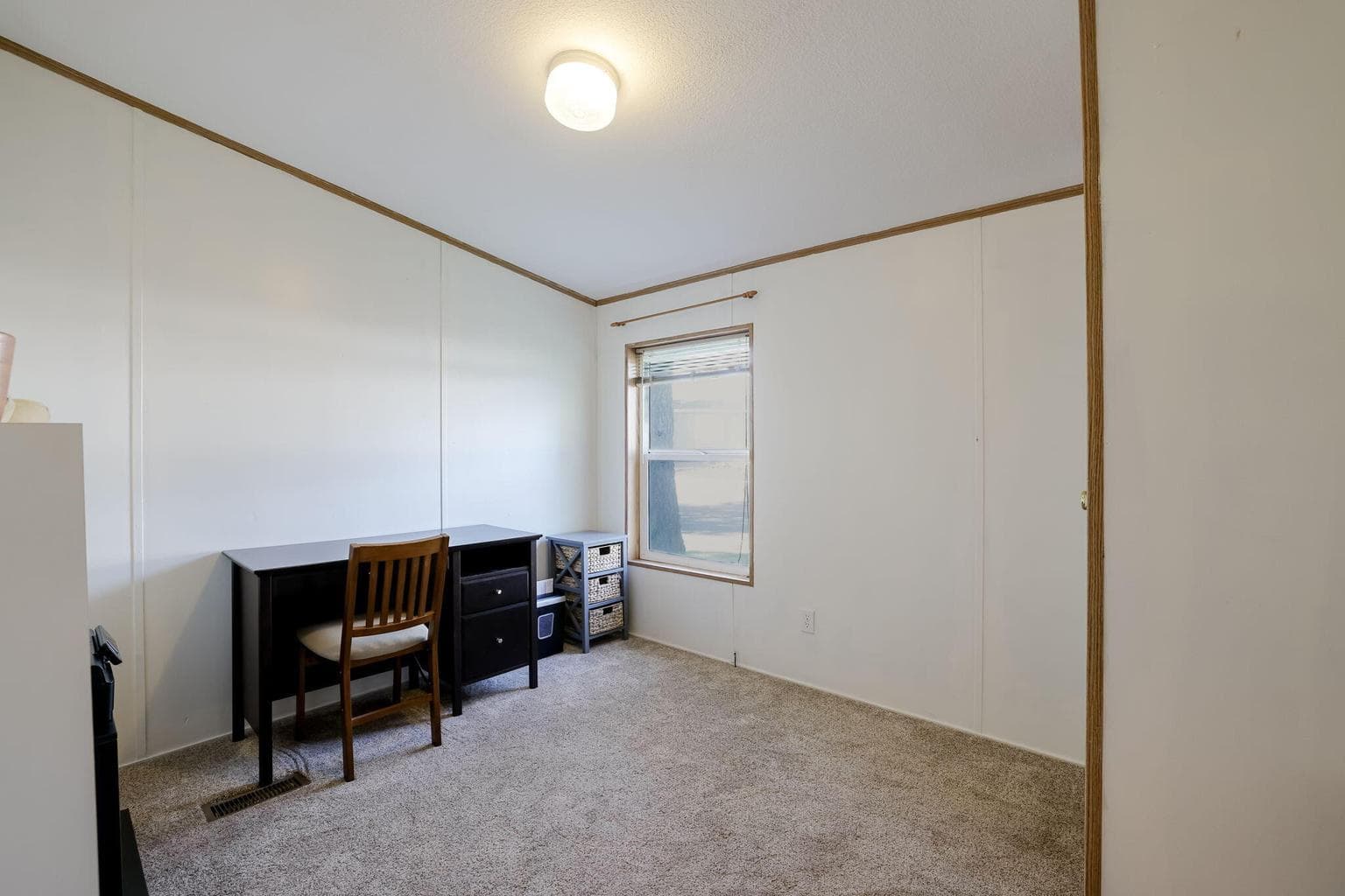 Photo of 61000 Brosterhous Road 17 of 29