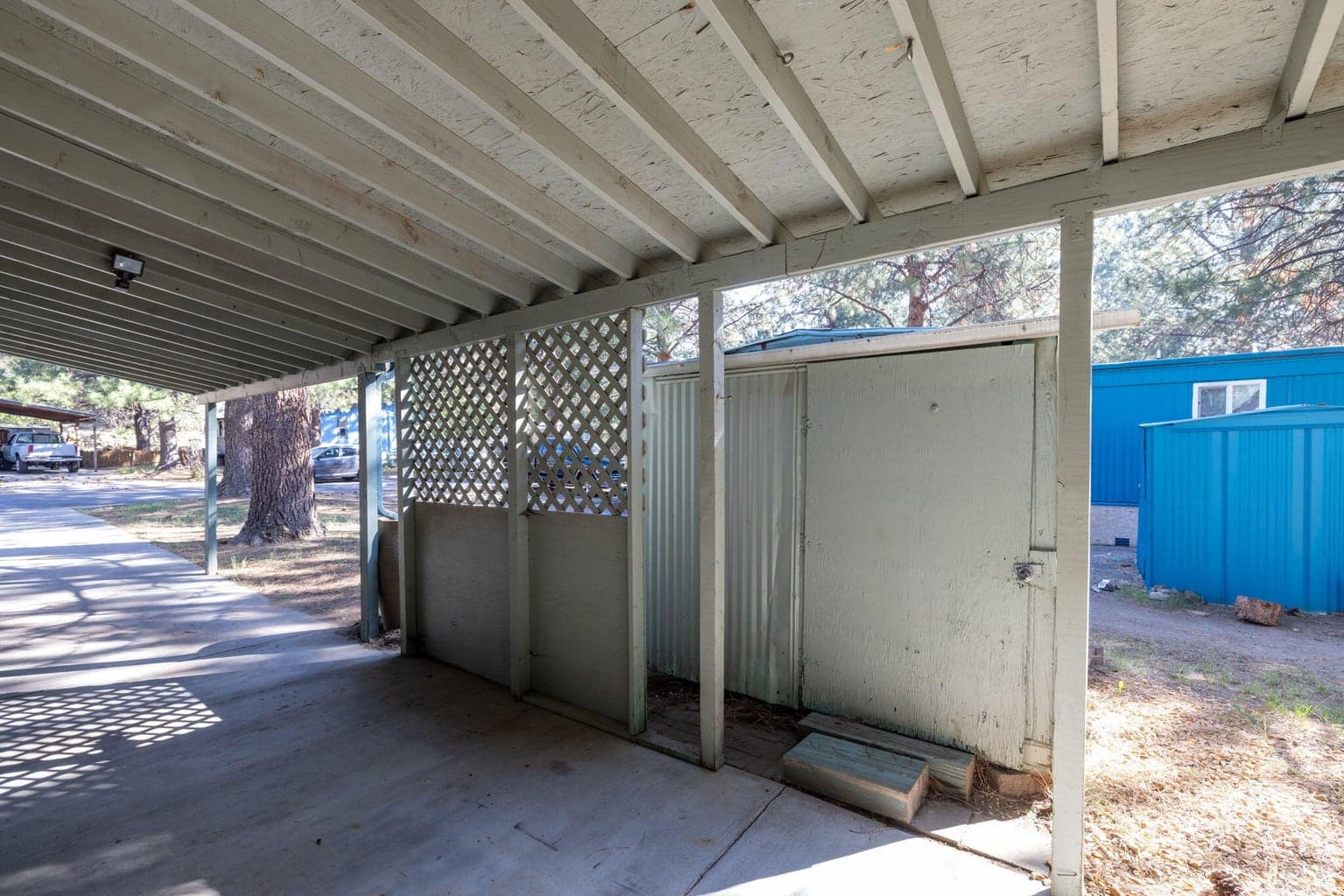 Photo of 61000 Brosterhous Road 29 of 29
