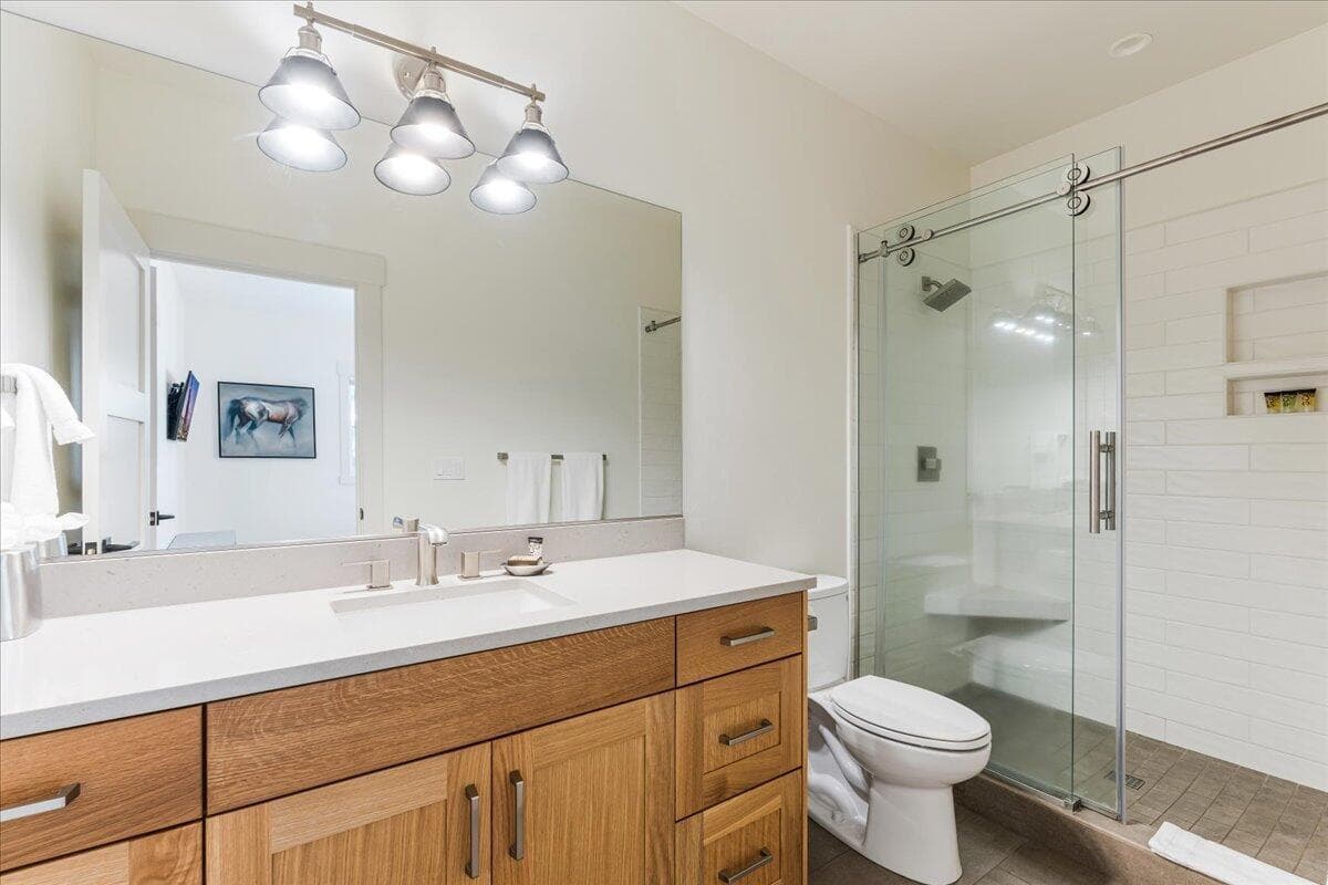 Photo of 61273 Tetherow Drive 23 of 38