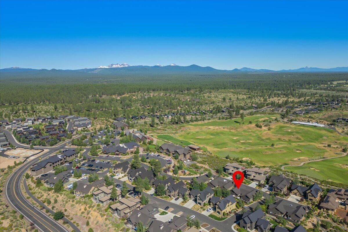 Photo of 61273 Tetherow Drive 30 of 38