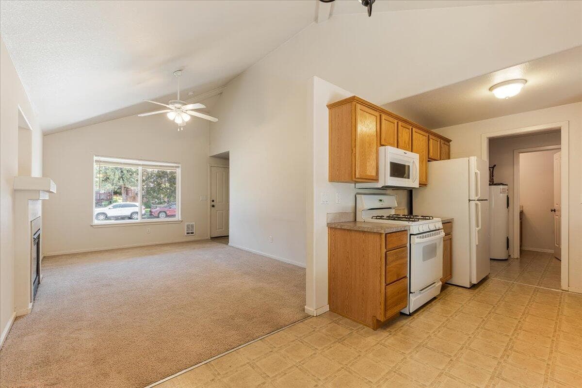 Photo of 20812 Comet Lane 8 of 20