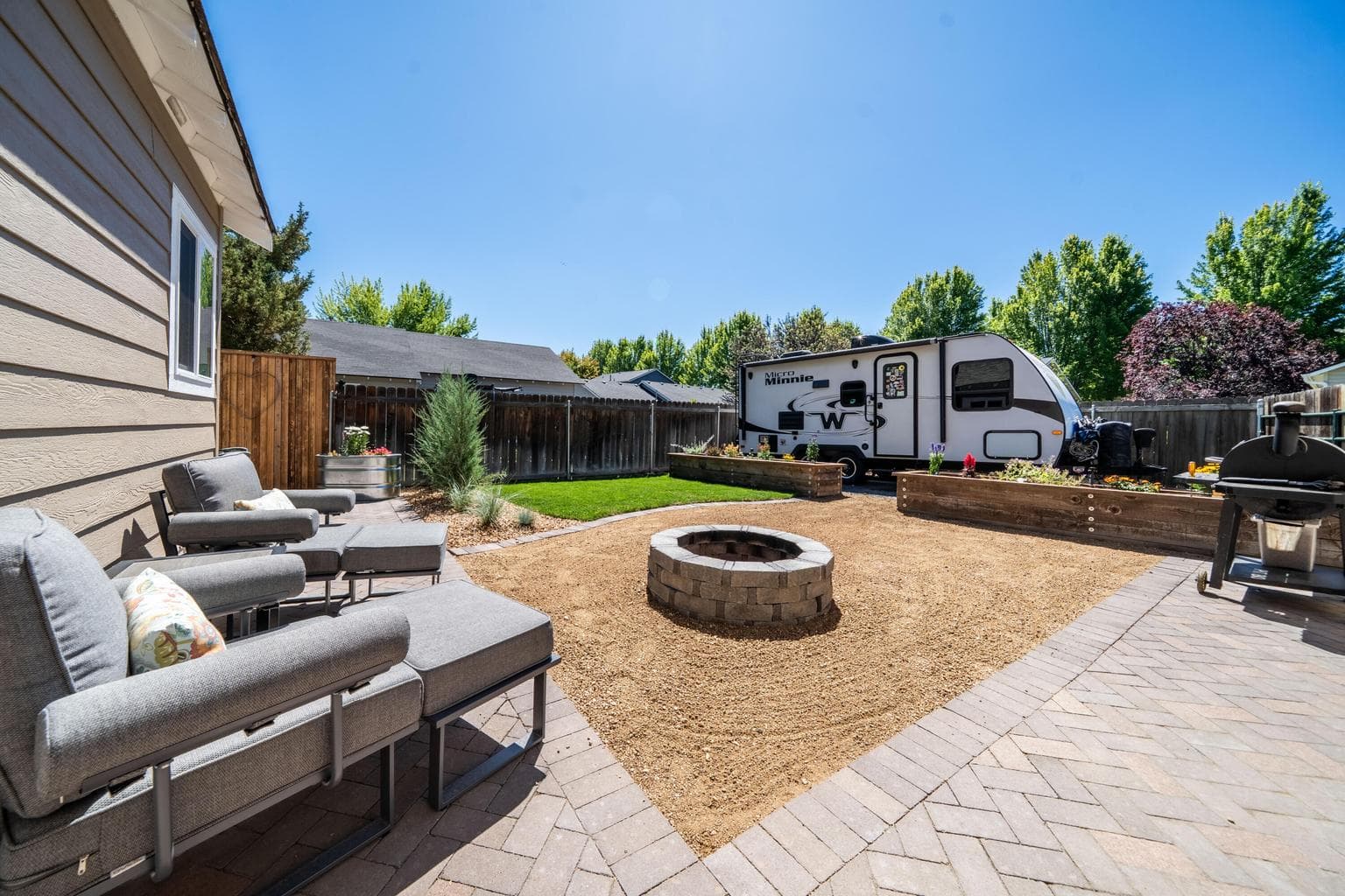 Photo of 20617 Daisy Lane 34 of 39