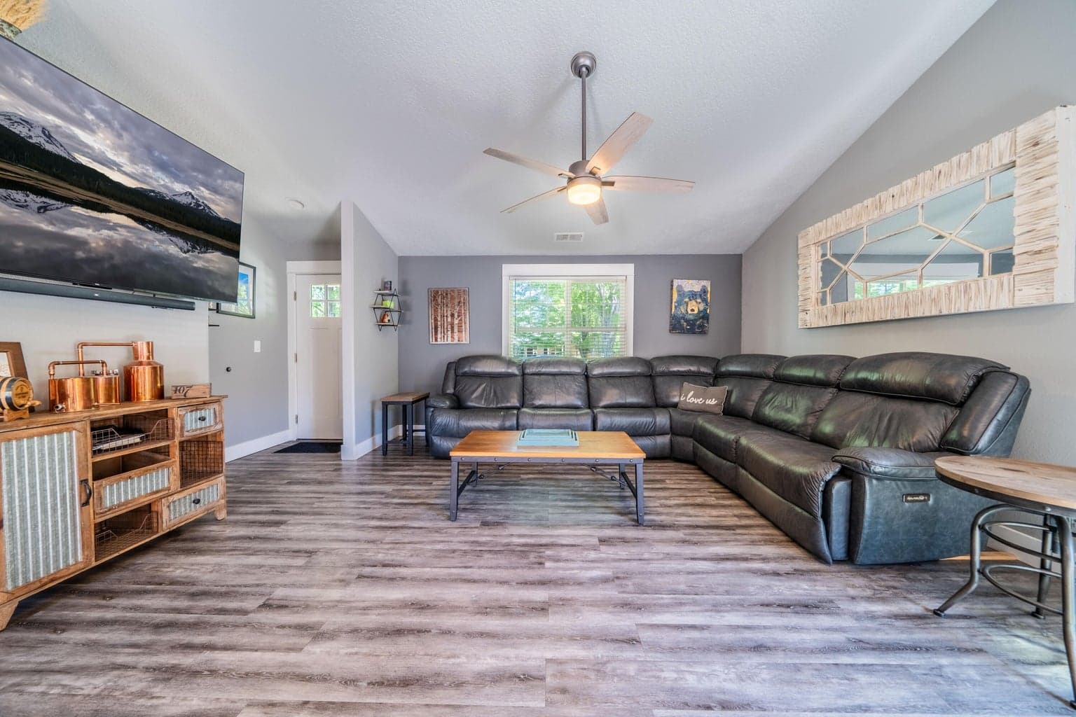 Photo of 20617 Daisy Lane 7 of 39