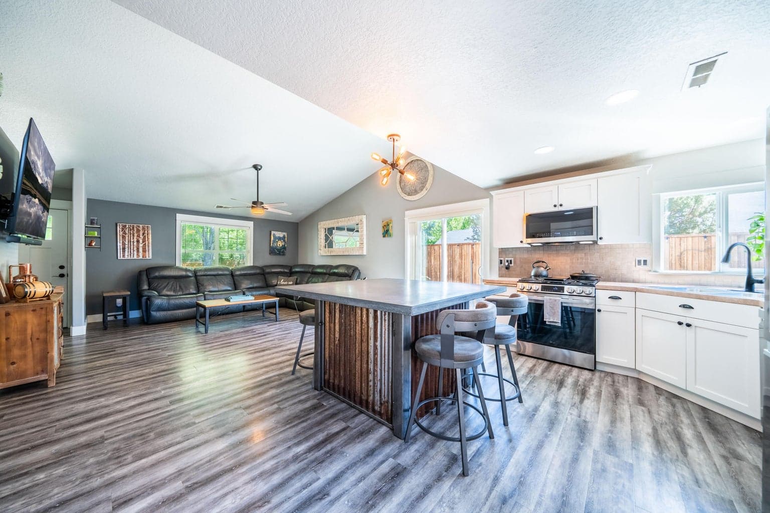 Photo of 20617 Daisy Lane 9 of 39