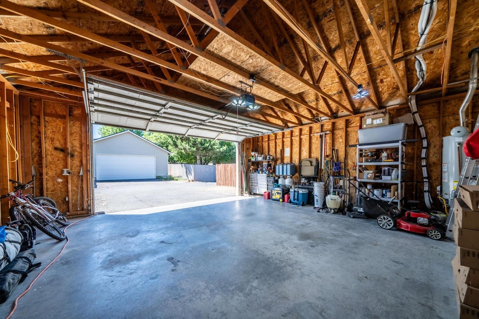 Photo of 20617 Daisy Lane 30 of 39