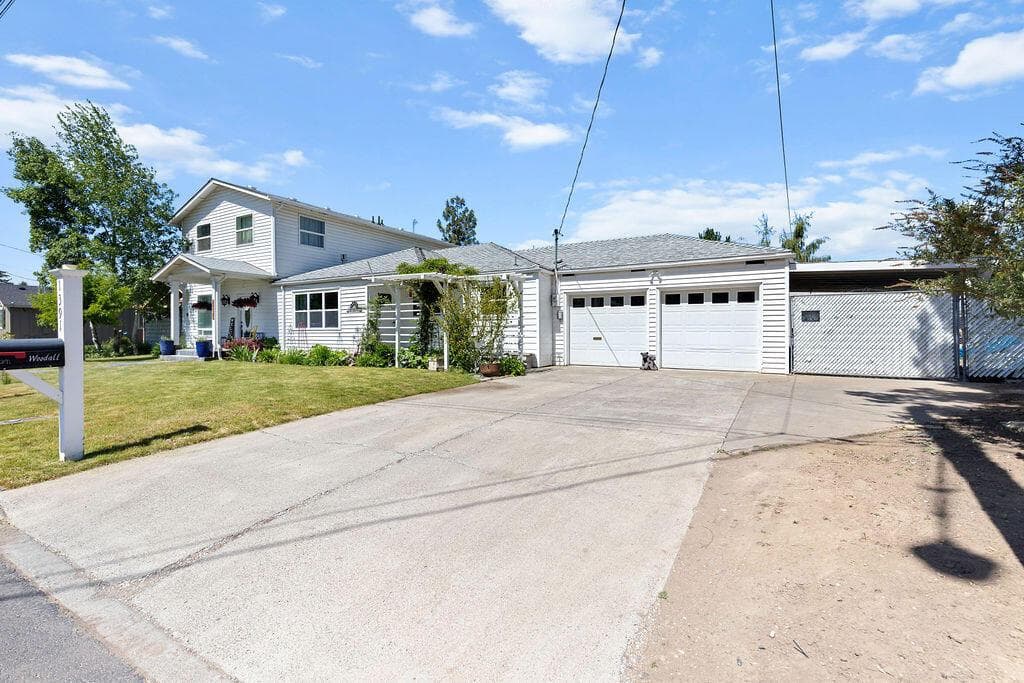 Photo of 1391 Del Norte 1 of 33