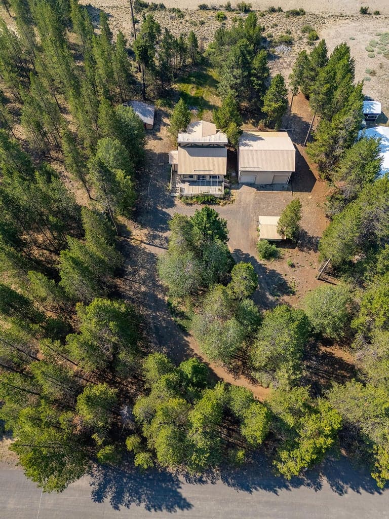 Photo of 16045 Davis Avenue 15 of 41