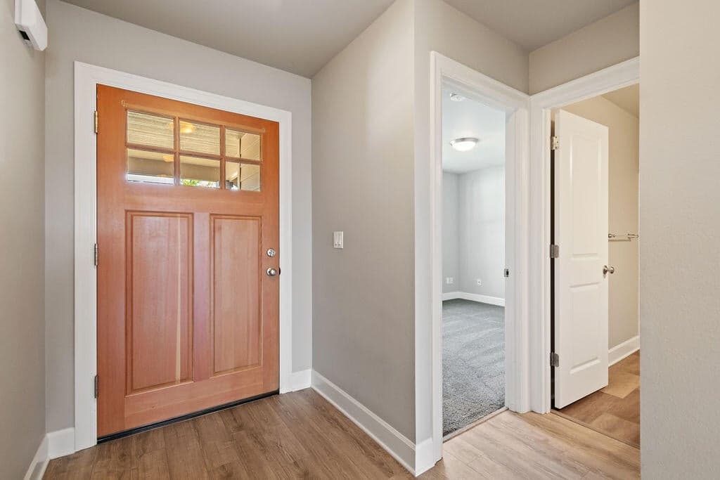 Photo of 1729 3rd 5 of 41