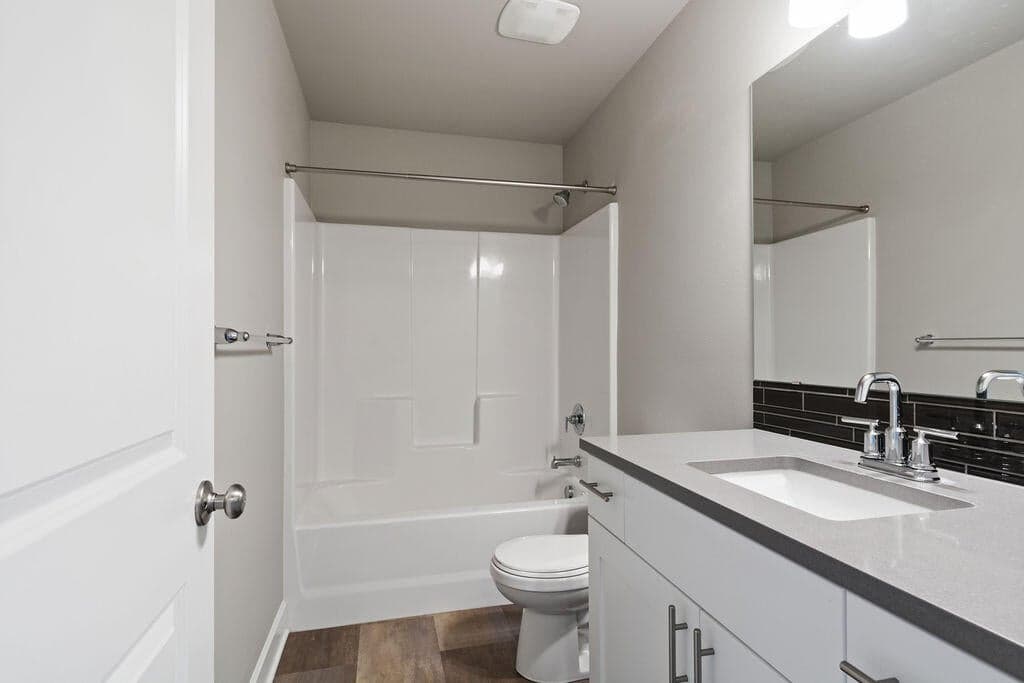 Photo of 1729 NE 3rd Court 9 of 41