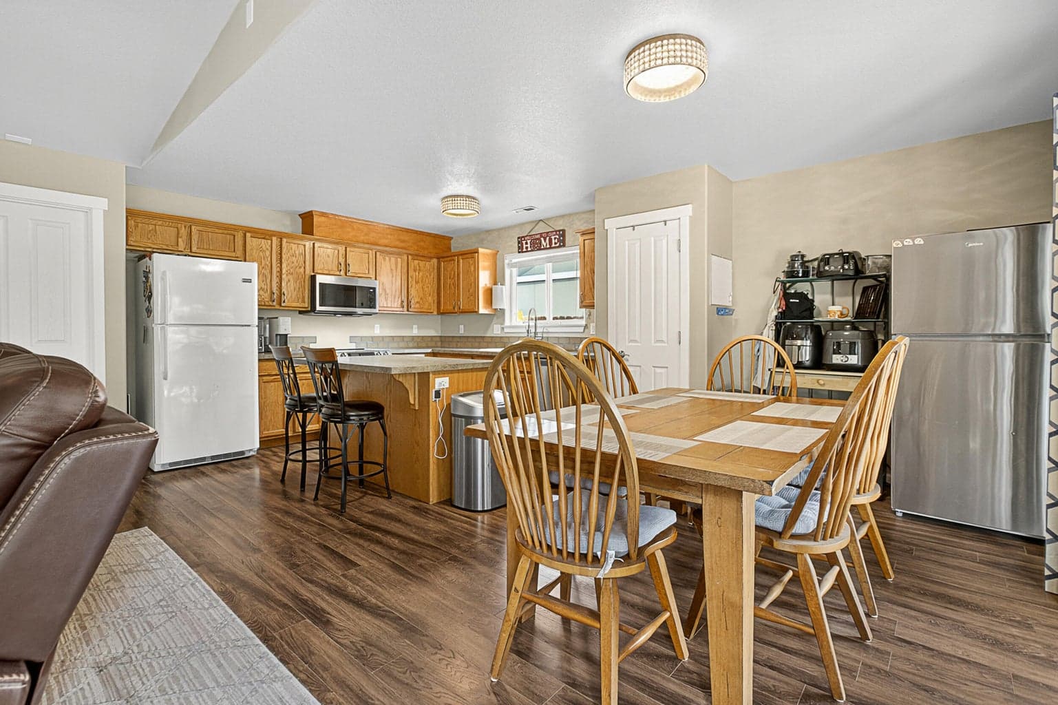 Photo of 2858 SW Deschutes Drive 17 of 39
