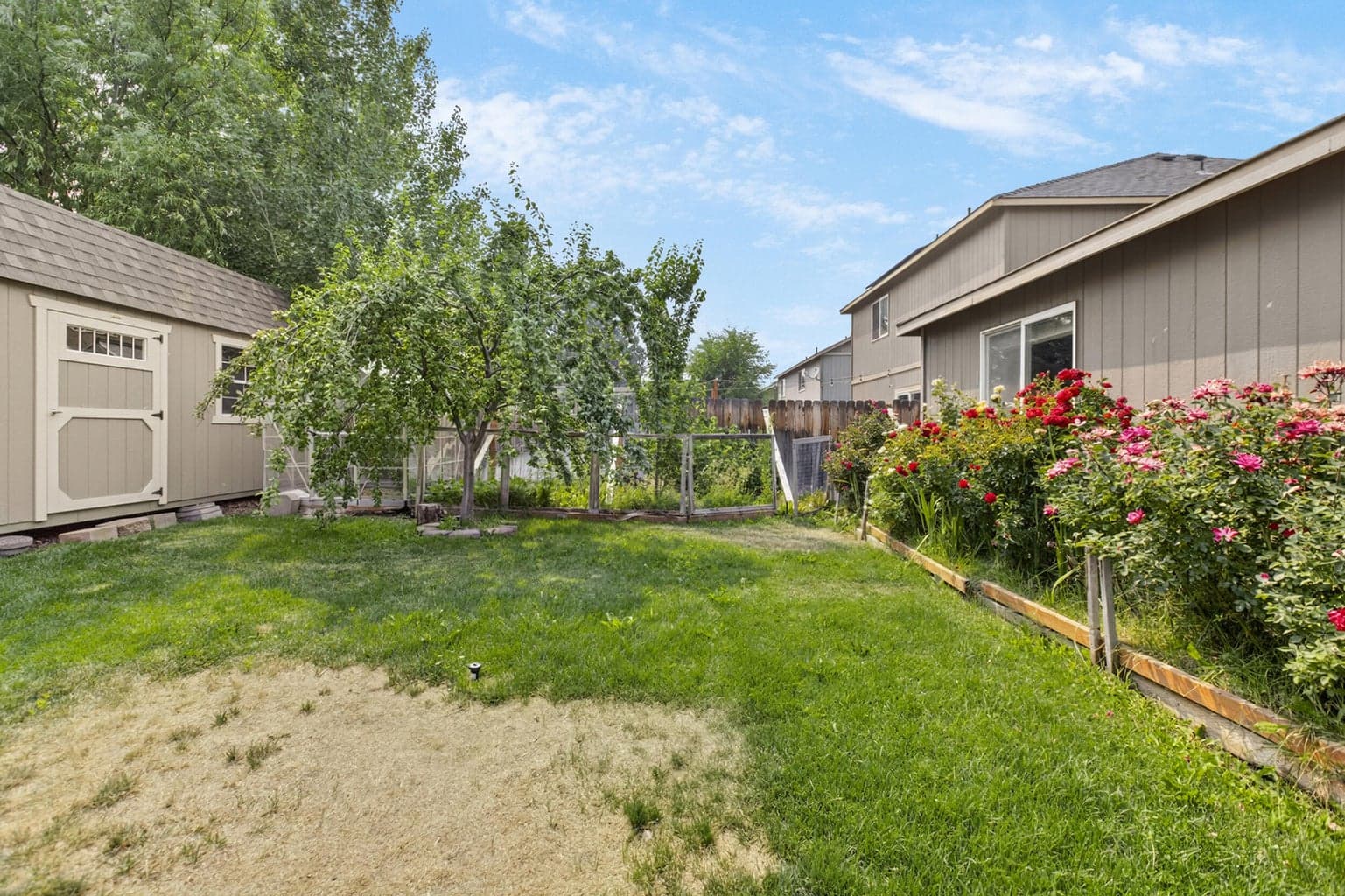Photo of 2858 SW Deschutes Drive 35 of 39