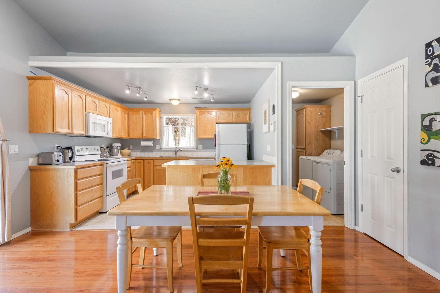 Photo of 16685 William Foss Road 9 of 30