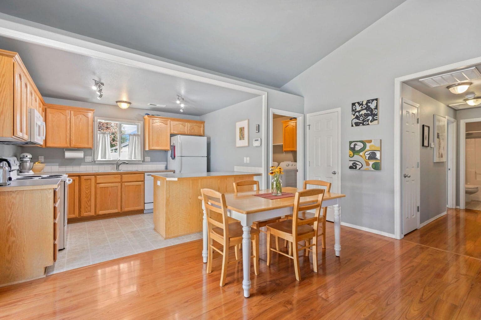 Photo of 16685 William Foss Road 7 of 30