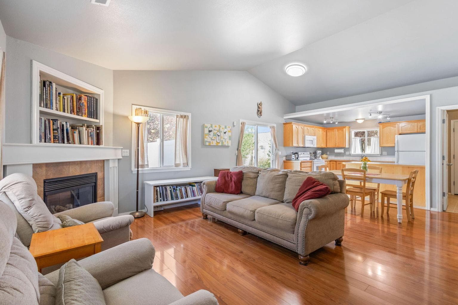 Photo of 16685 William Foss Road 4 of 30
