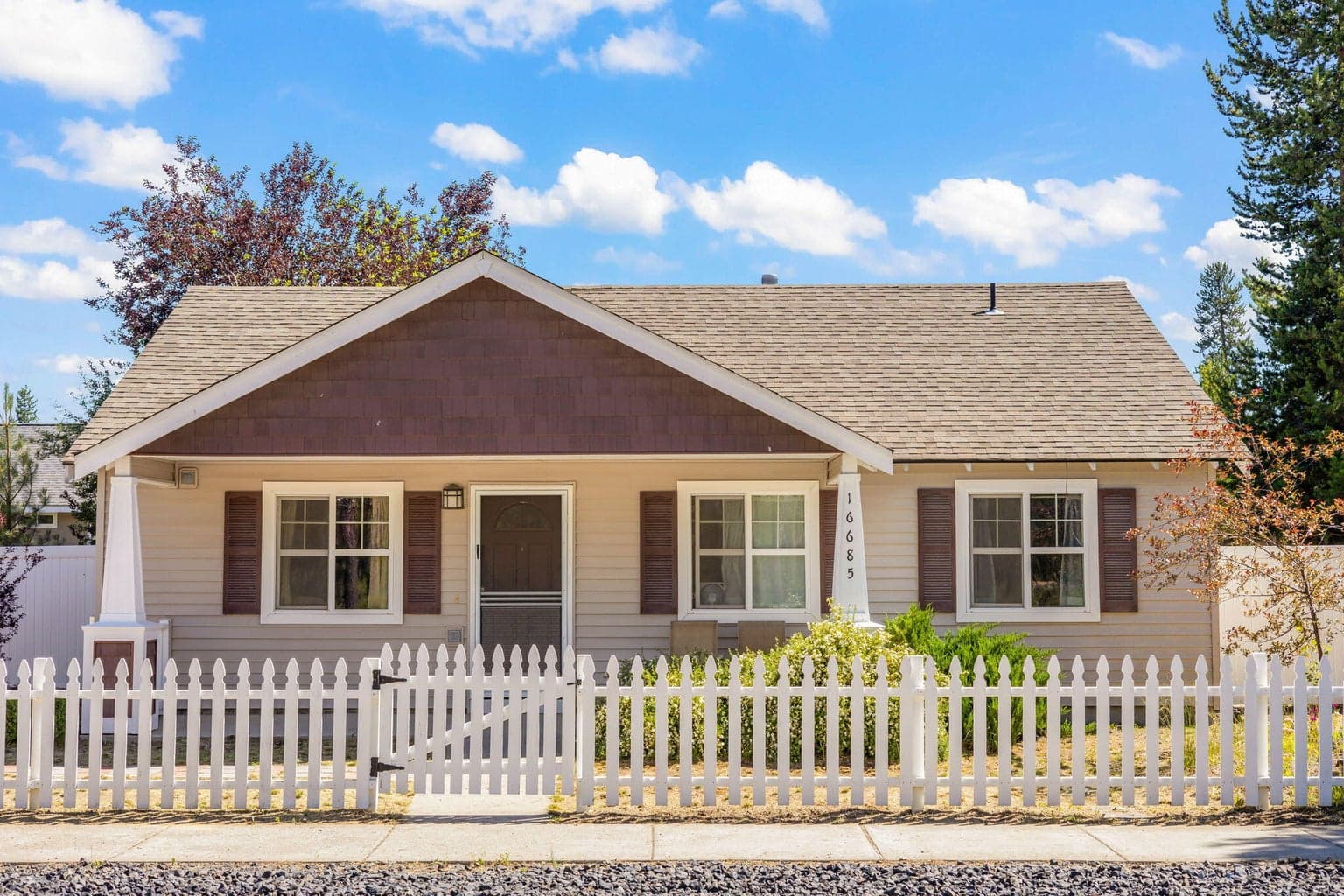 16685 William Foss, La Pine, 97739