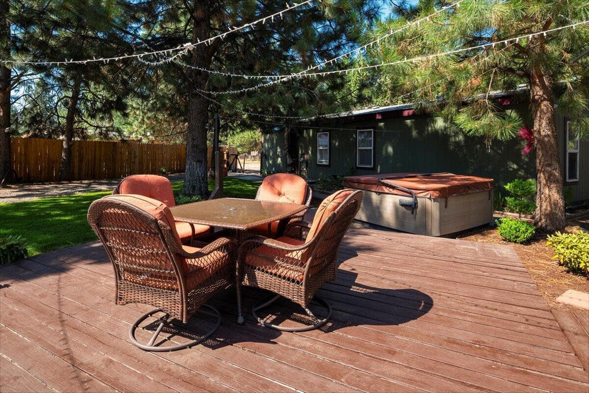 Photo of 60326 Hiawatha Lane 11 of 57