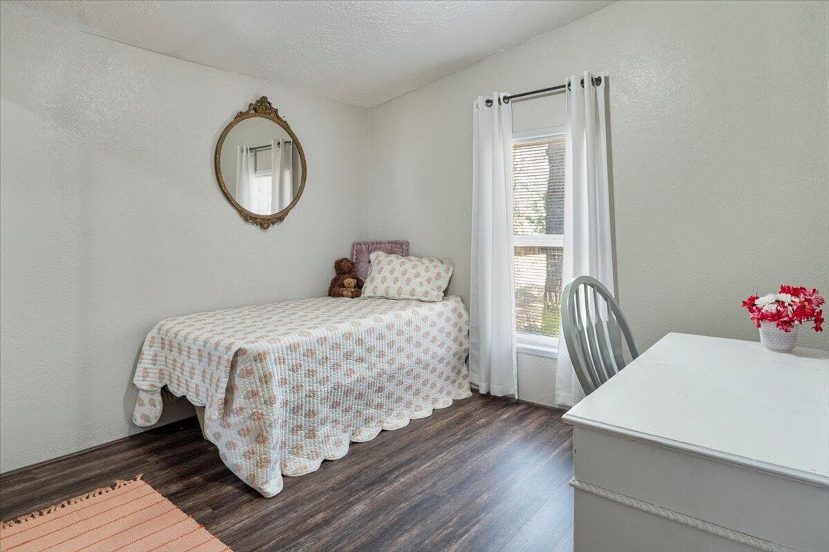 Photo of 60326 Hiawatha Lane 28 of 57