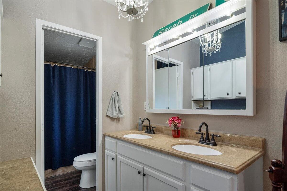 Photo of 60326 Hiawatha Lane 32 of 57