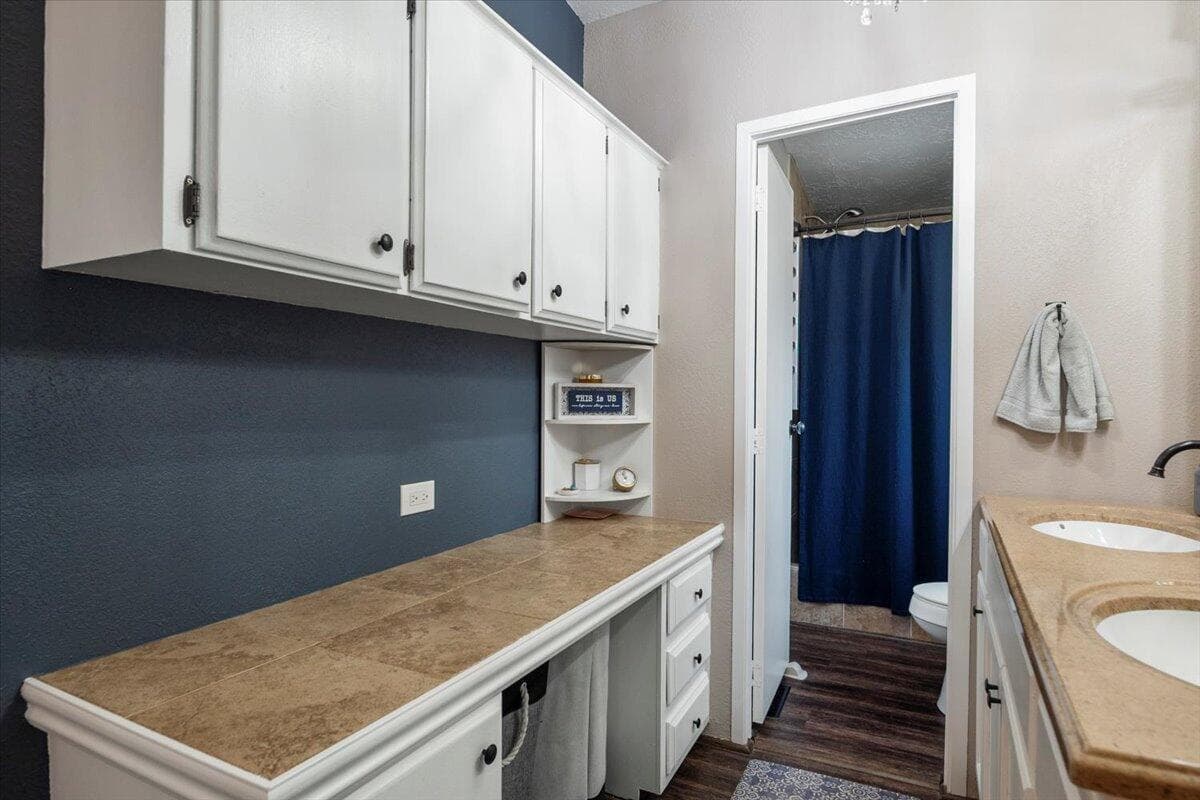 Photo of 60326 Hiawatha Lane 33 of 57