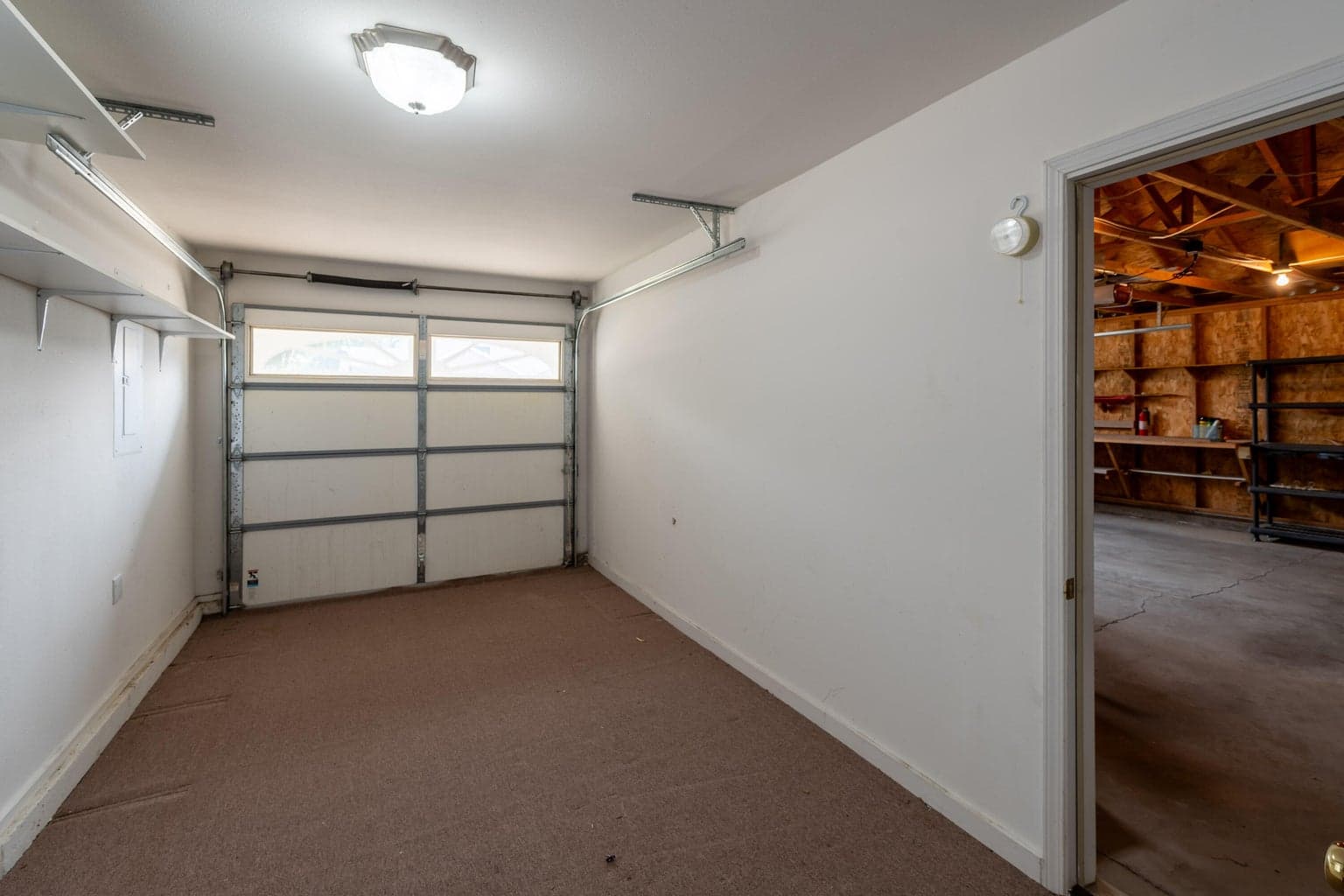 Photo of 857 NW Poplar Avenue 22 of 36