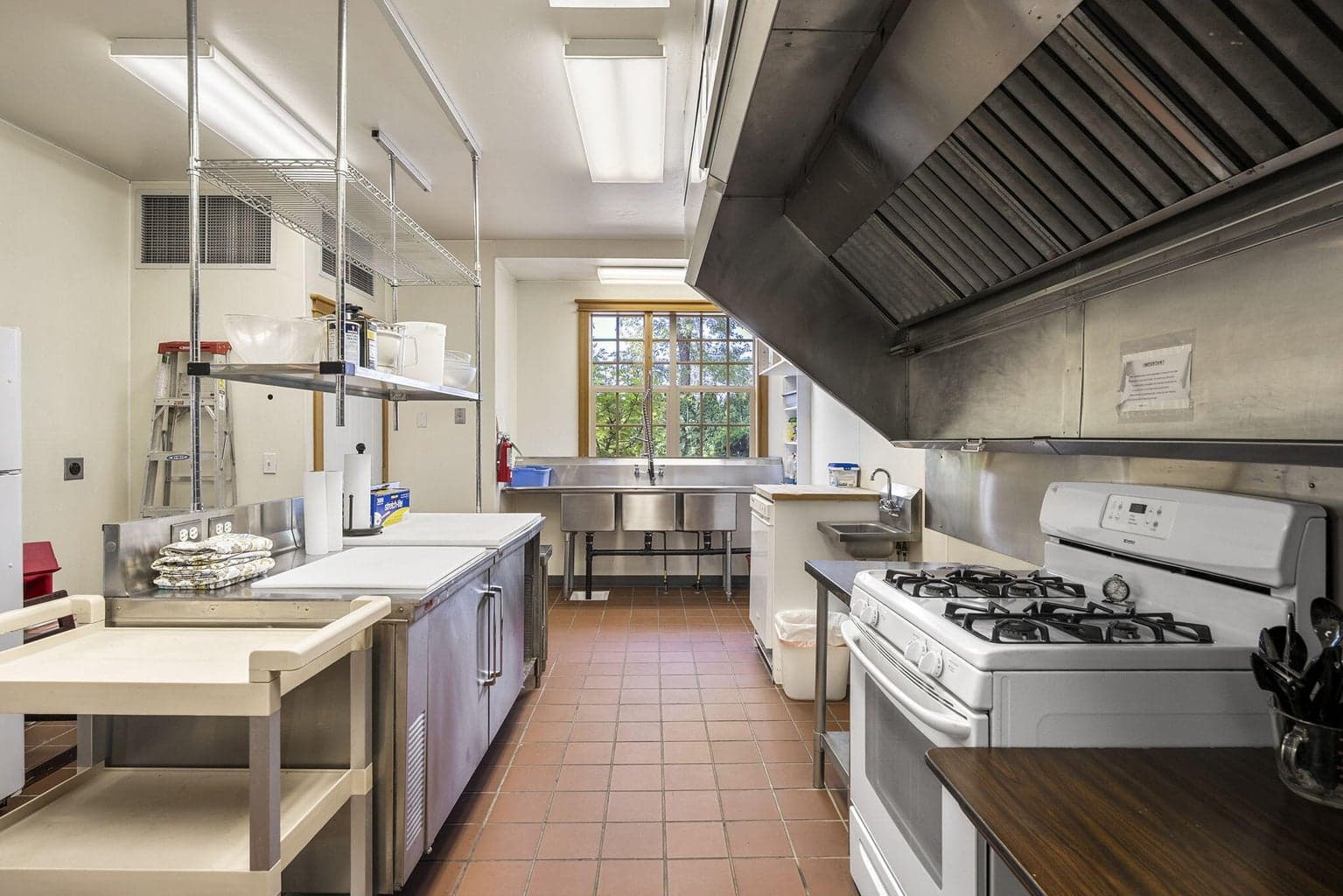 Huge commercial grade kitchen for events