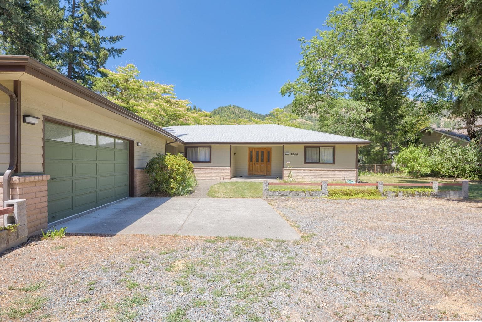 Photo of 3840 Almar 3 of 68