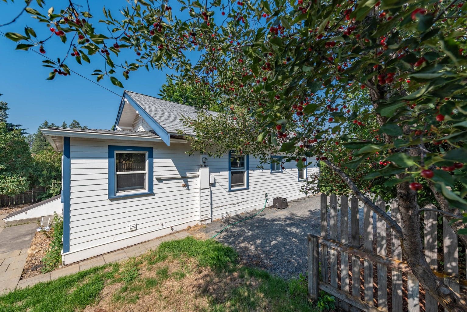 Photo of 85 NW Shasta Place 21 of 34
