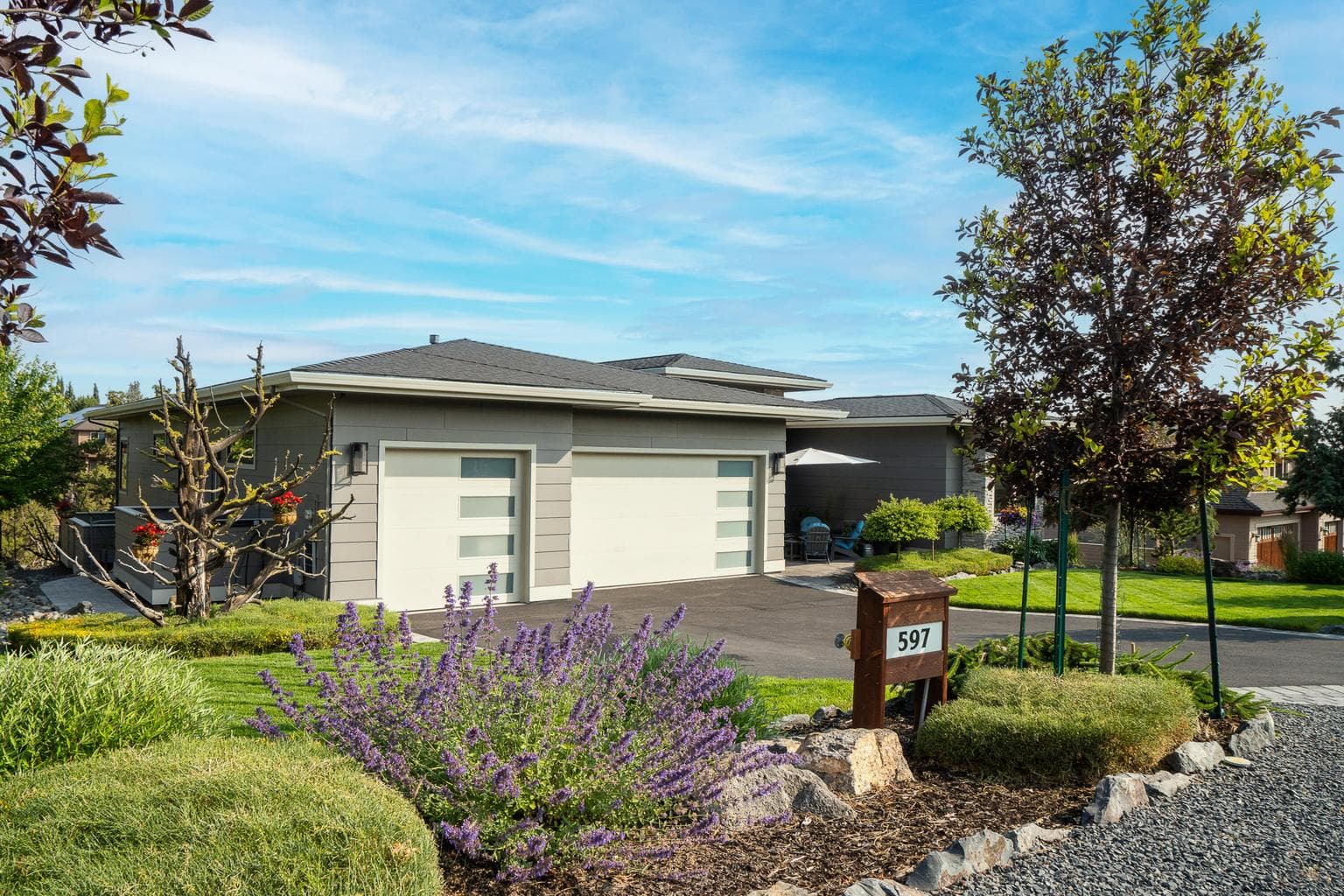 Photo of 597 Highland Meadow 2 of 44