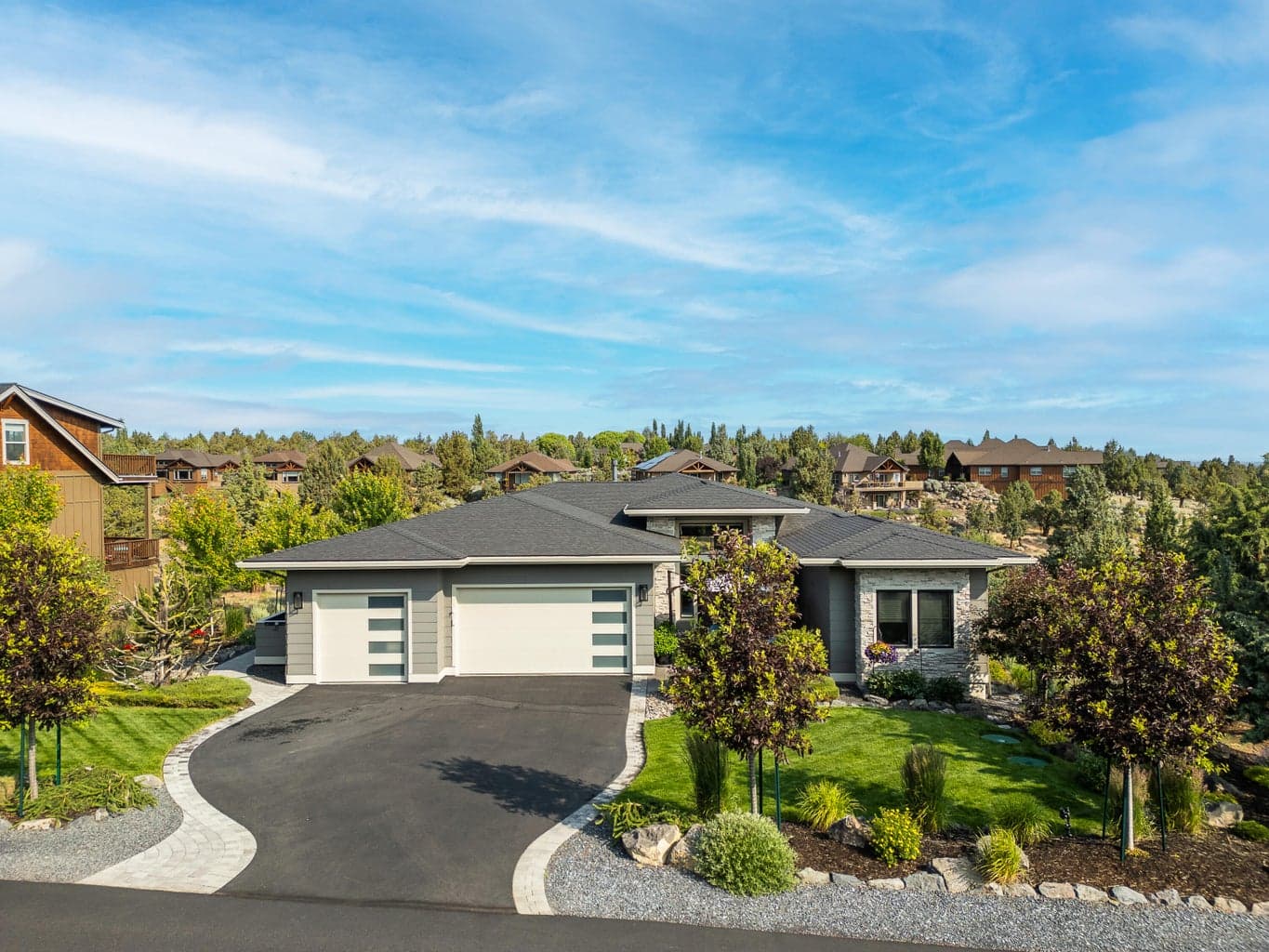Photo of 597 Highland Meadow 3 of 44