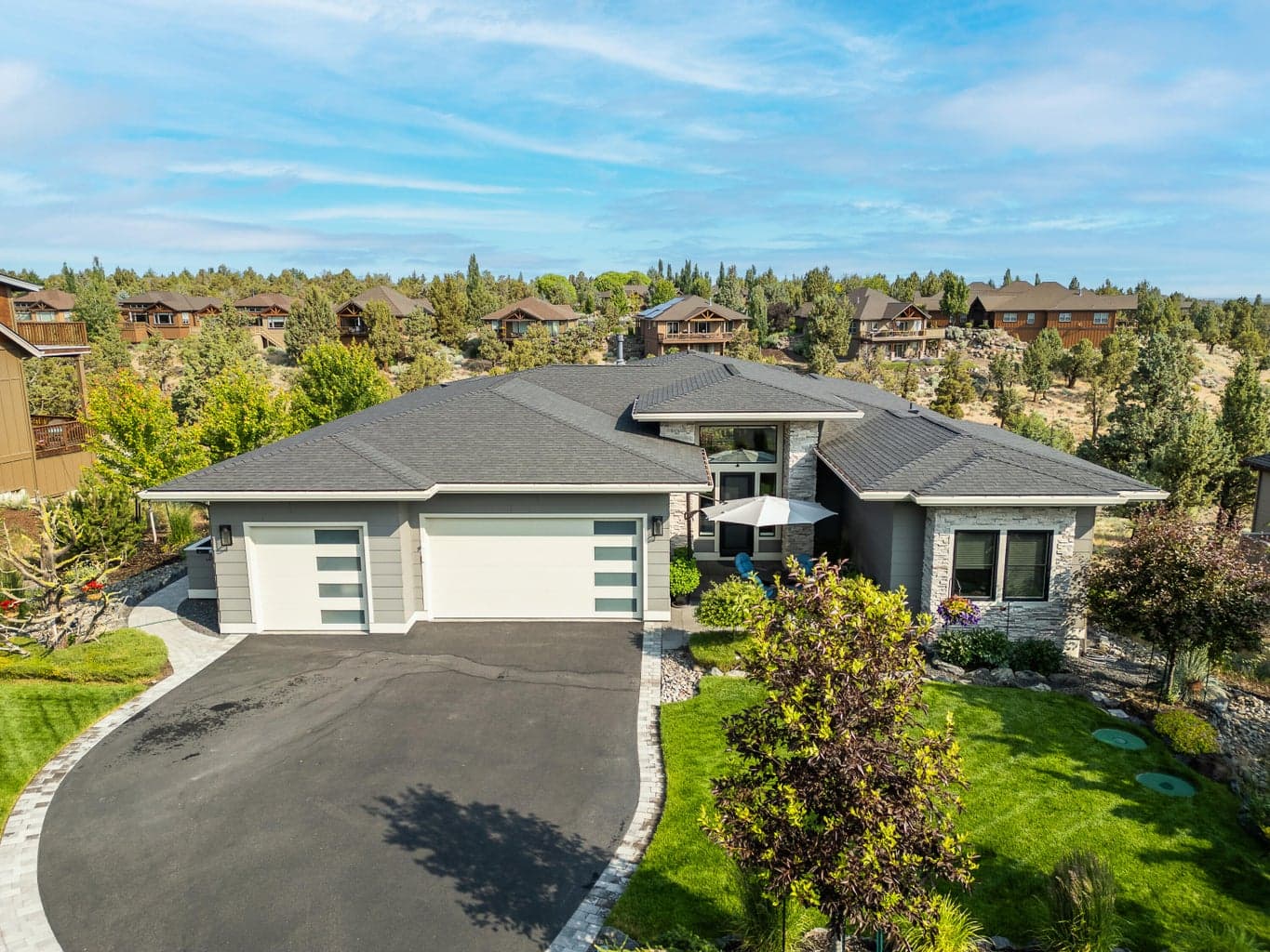 Photo of 597 Highland Meadow 4 of 44