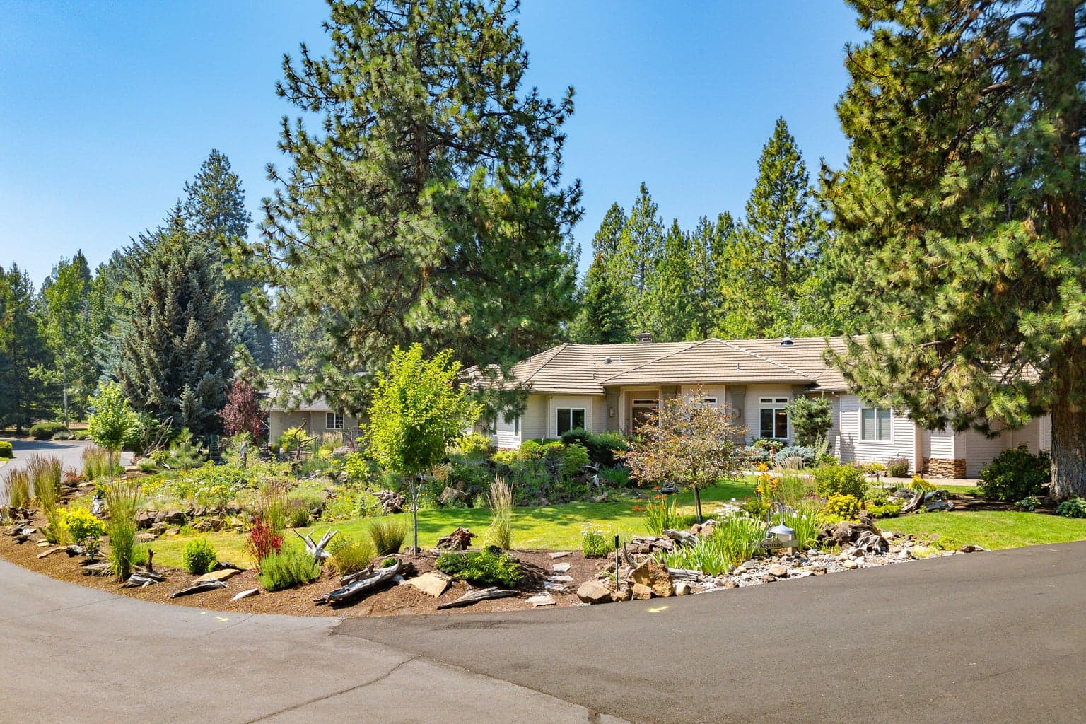 Photo of 20445 Keystone Court 34 of 63