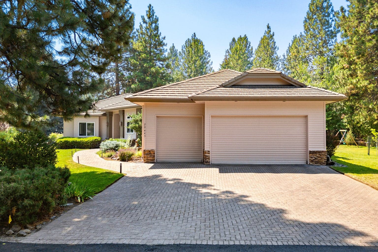 Photo of 20445 Keystone Court 37 of 63