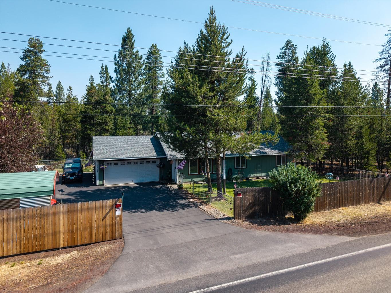Photo of 15610 Burgess Road 2 of 32