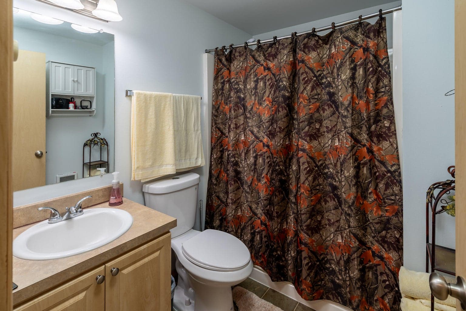 Photo of 15610 Burgess Road 13 of 32