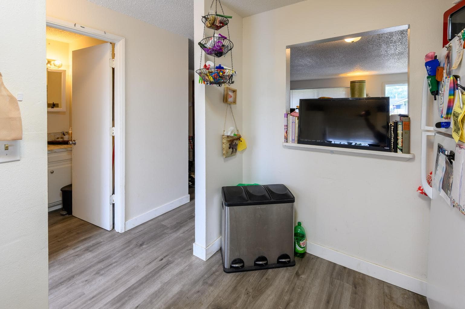 Photo of 2125 SW Xero Avenue 17 of 67