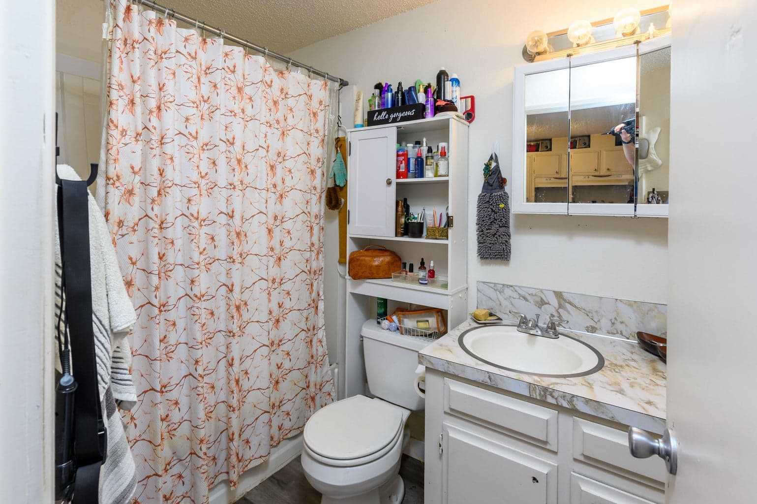 Photo of 2125 SW Xero Avenue 18 of 67