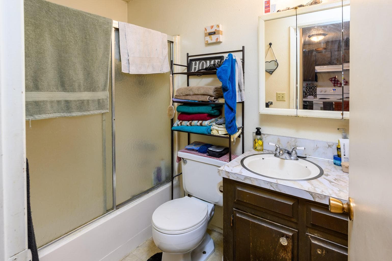 Photo of 2125 SW Xero Avenue 32 of 67