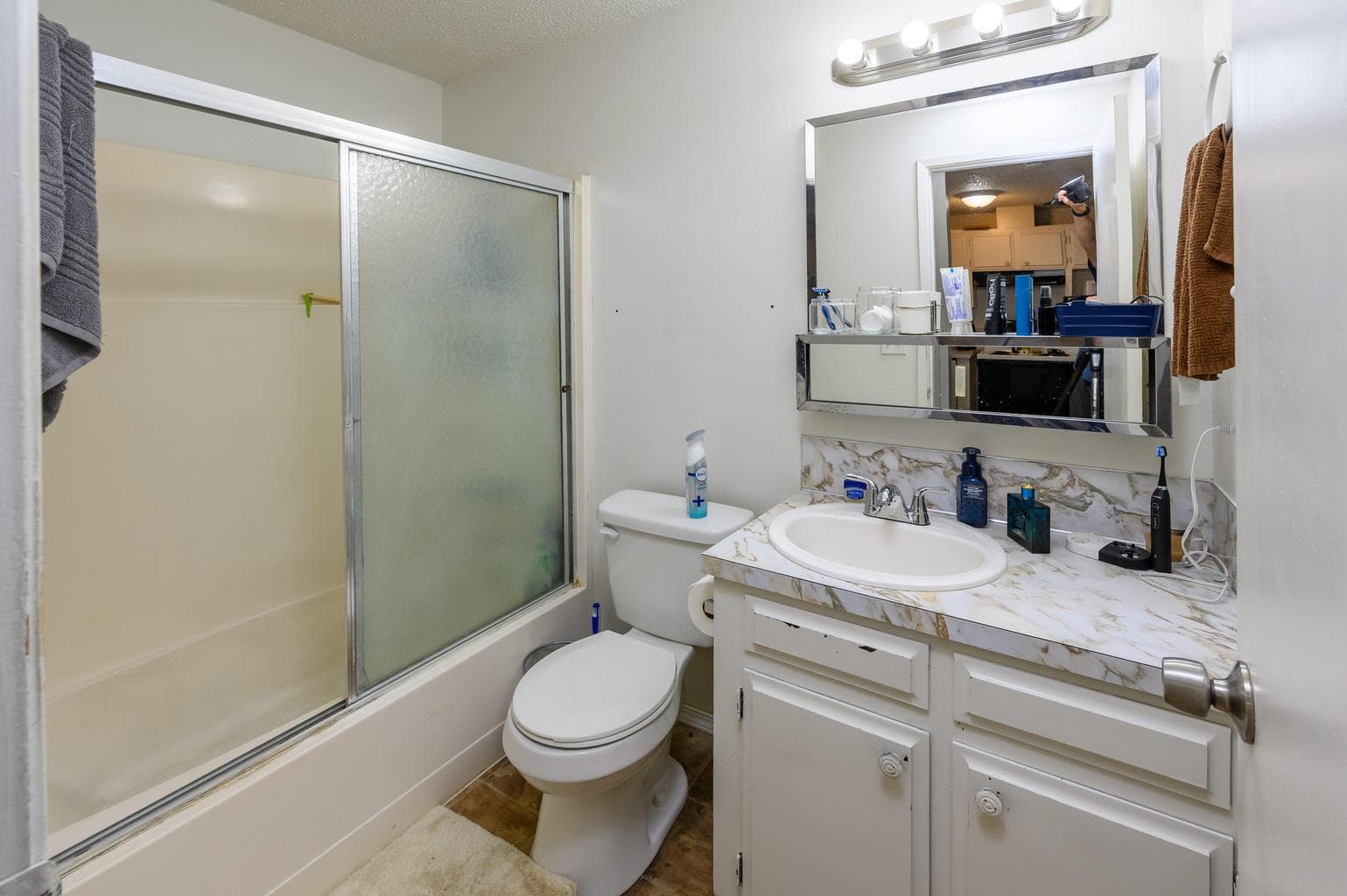 Photo of 2125 SW Xero Avenue 27 of 67