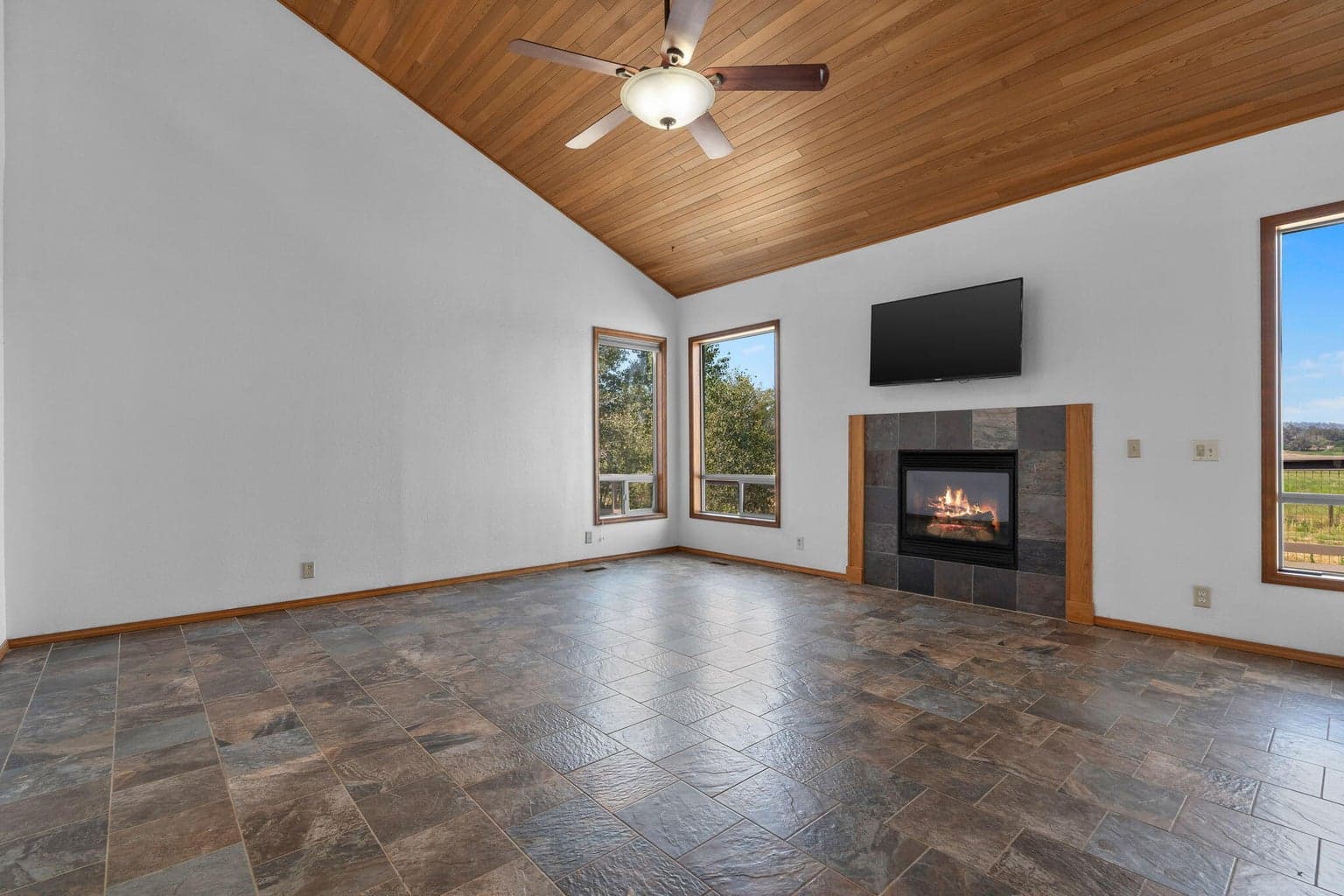 Photo of 21241 Zodiac Lane 14 of 83