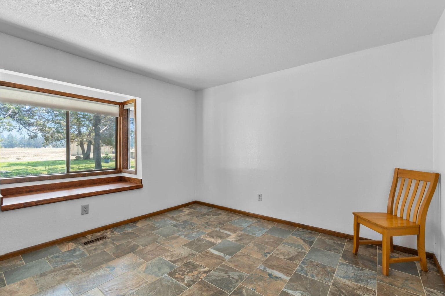 Photo of 21241 Zodiac Lane 27 of 83