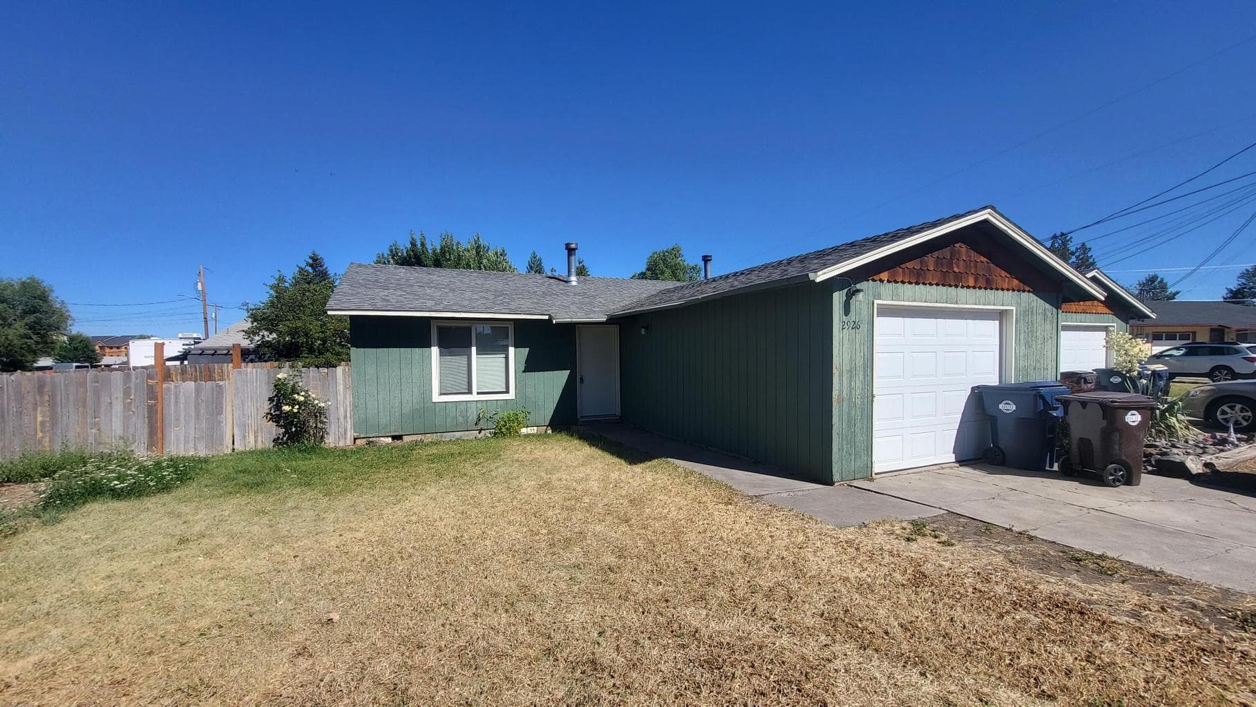 Photo of 2926 23rd 1 of 17