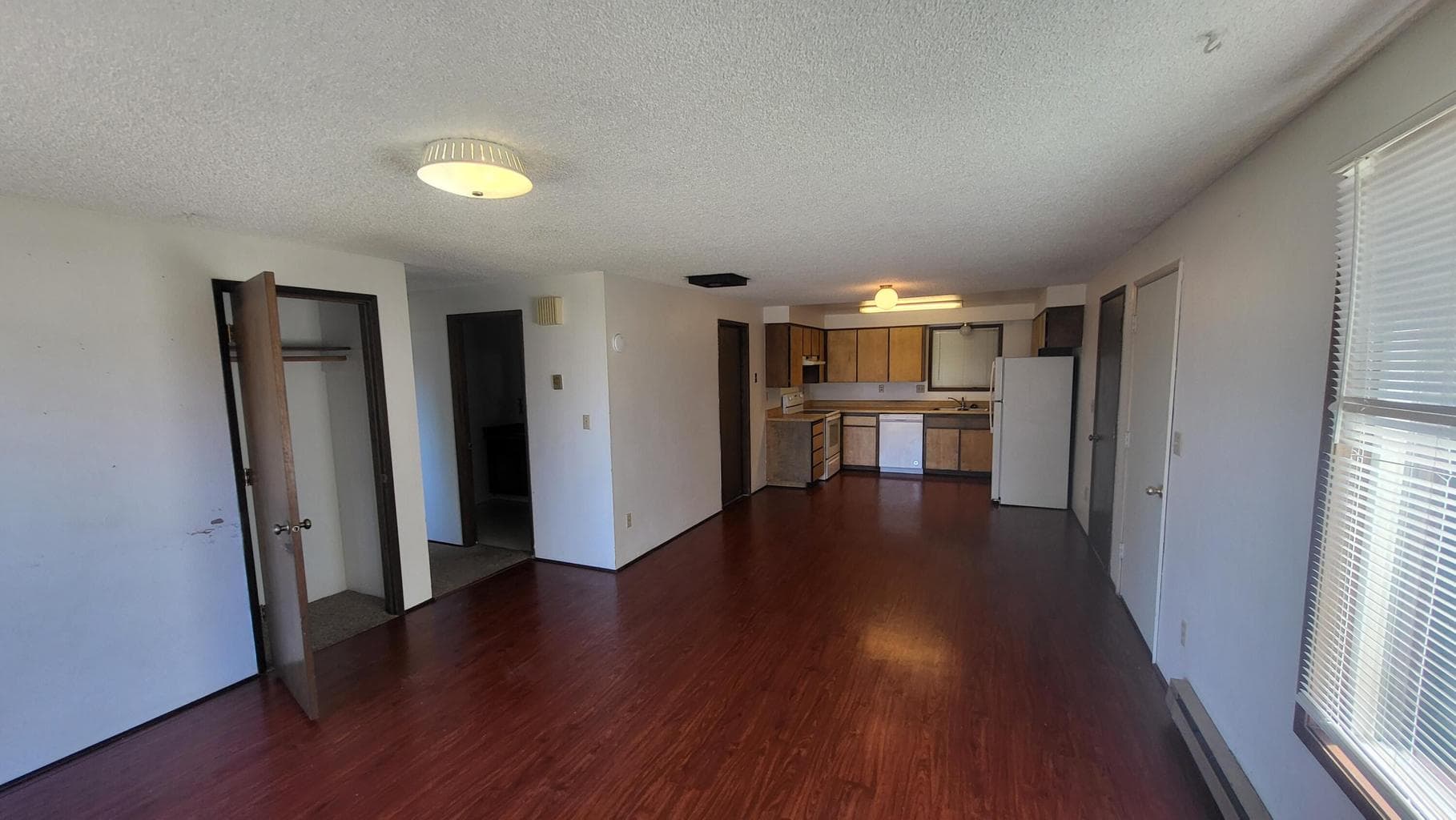 Photo of 2926 23rd 2 of 17